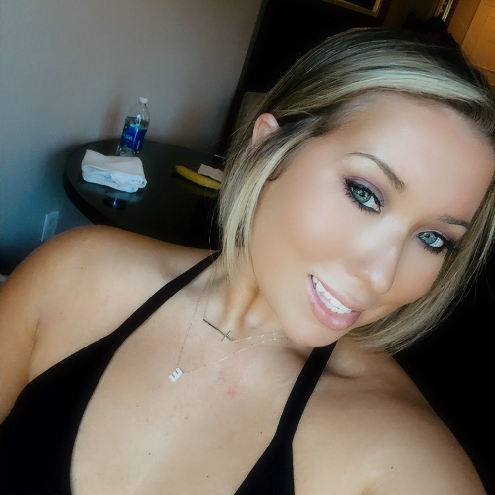 Meet your Posher, Nicolette